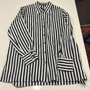 Zara Black and White Buttondown